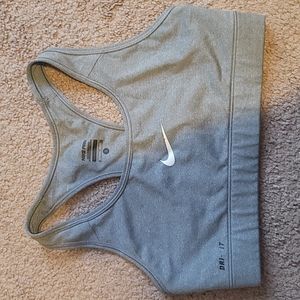Nike Pro Sports Bra